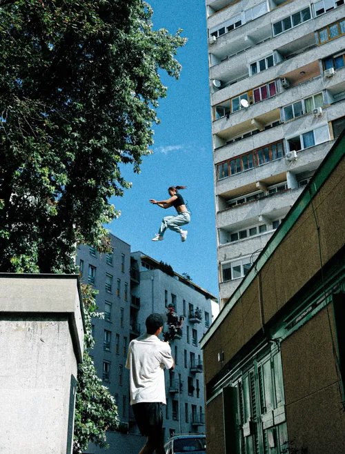 Lisa Schneider in action