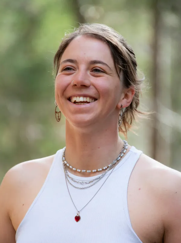 Lisa Schneider parkour performer Brighton UK