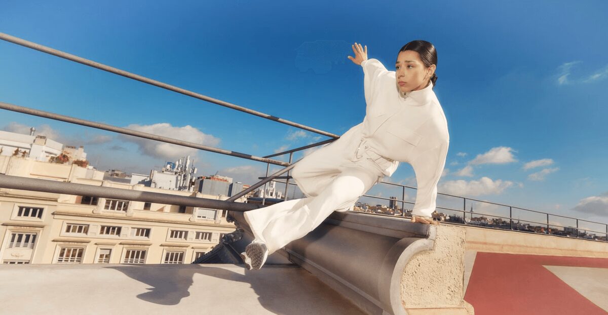 Movement athlete on rooftop